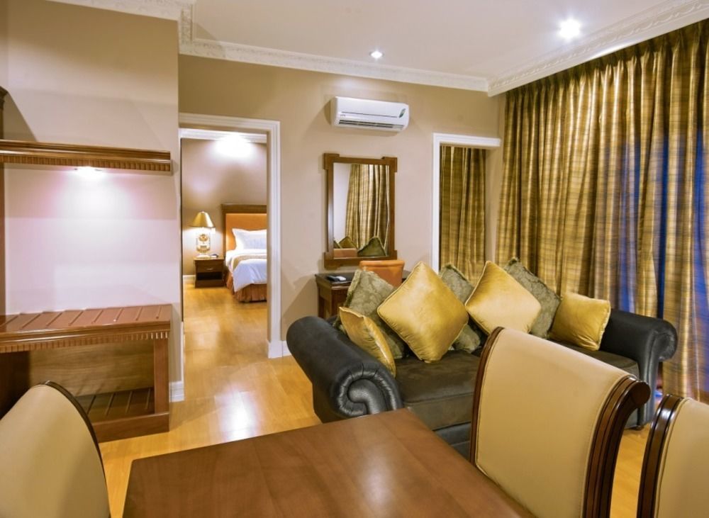 Savannah Resort Hotel Анхелес Экстерьер фото