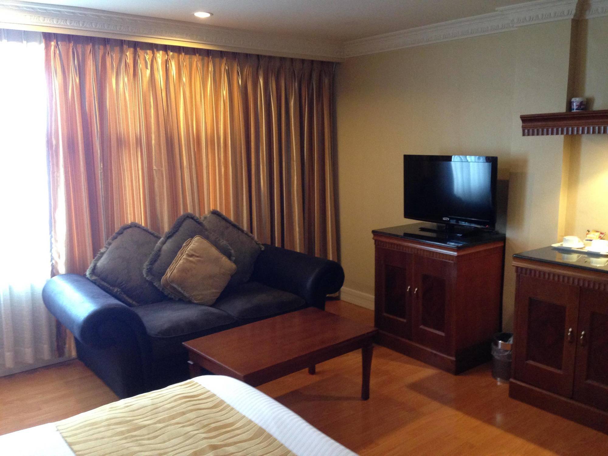 Savannah Resort Hotel Анхелес Экстерьер фото
